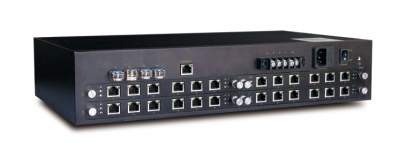 Obudowa SICOM3024SM, zarzdzalny moduowy switch ethernetowy, 4 sloty rozszerze, kady slot zawiera 6 portw 100Base, bezwentylatorowy, temperatura pracy -40 do 85 C